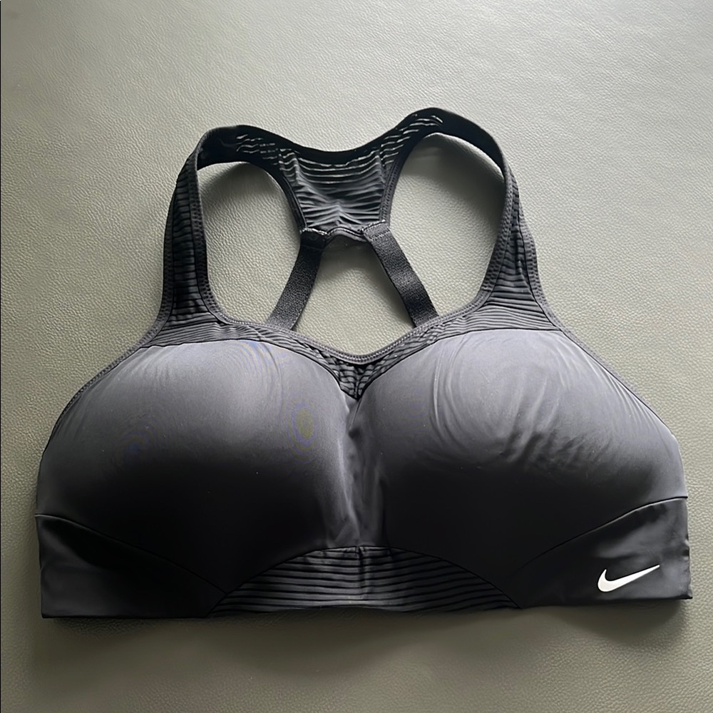 Nike Dri-Fit Women's black Sports Bra